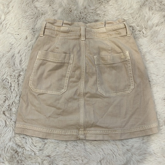 American Eagle off white denim skirt, size: 00 - Picture 2 of 2